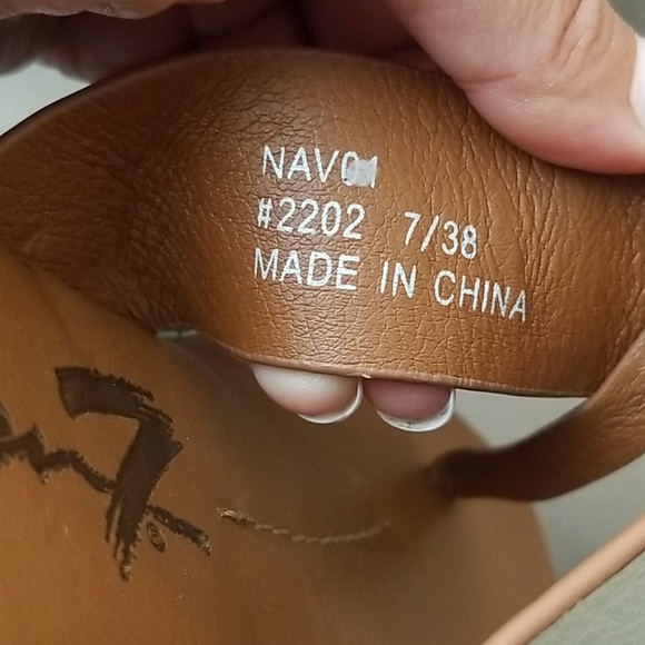 Seven7 Navo Toe Slit Sandal Size 7 - Picture 7 of 8